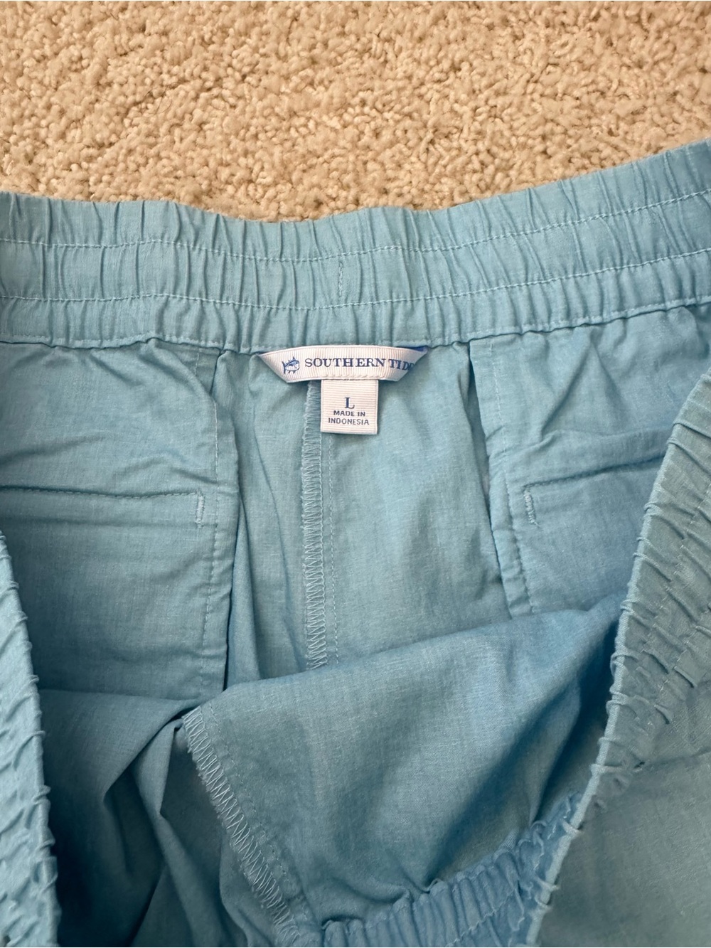 Light Blue/teal Southern Tide Women's Casual Shorts size large - Picture 2 of 3